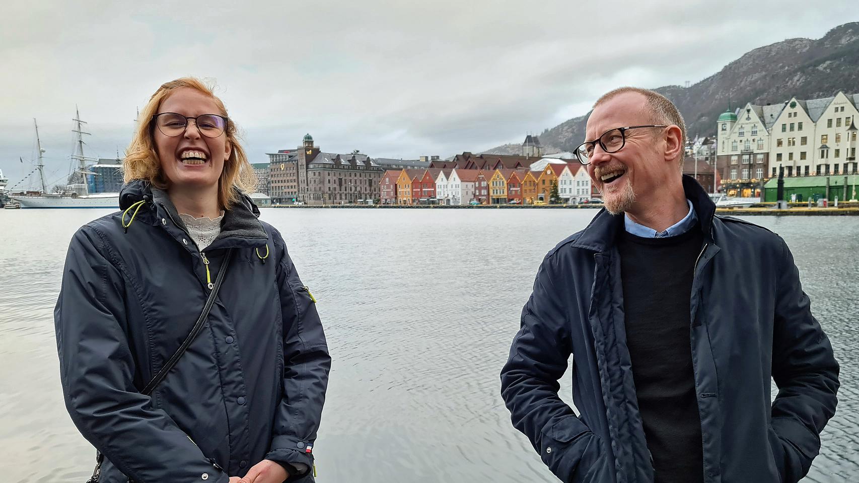 Elisabeth og jobbspesialist Andreas. Foto: Jarle Eknes