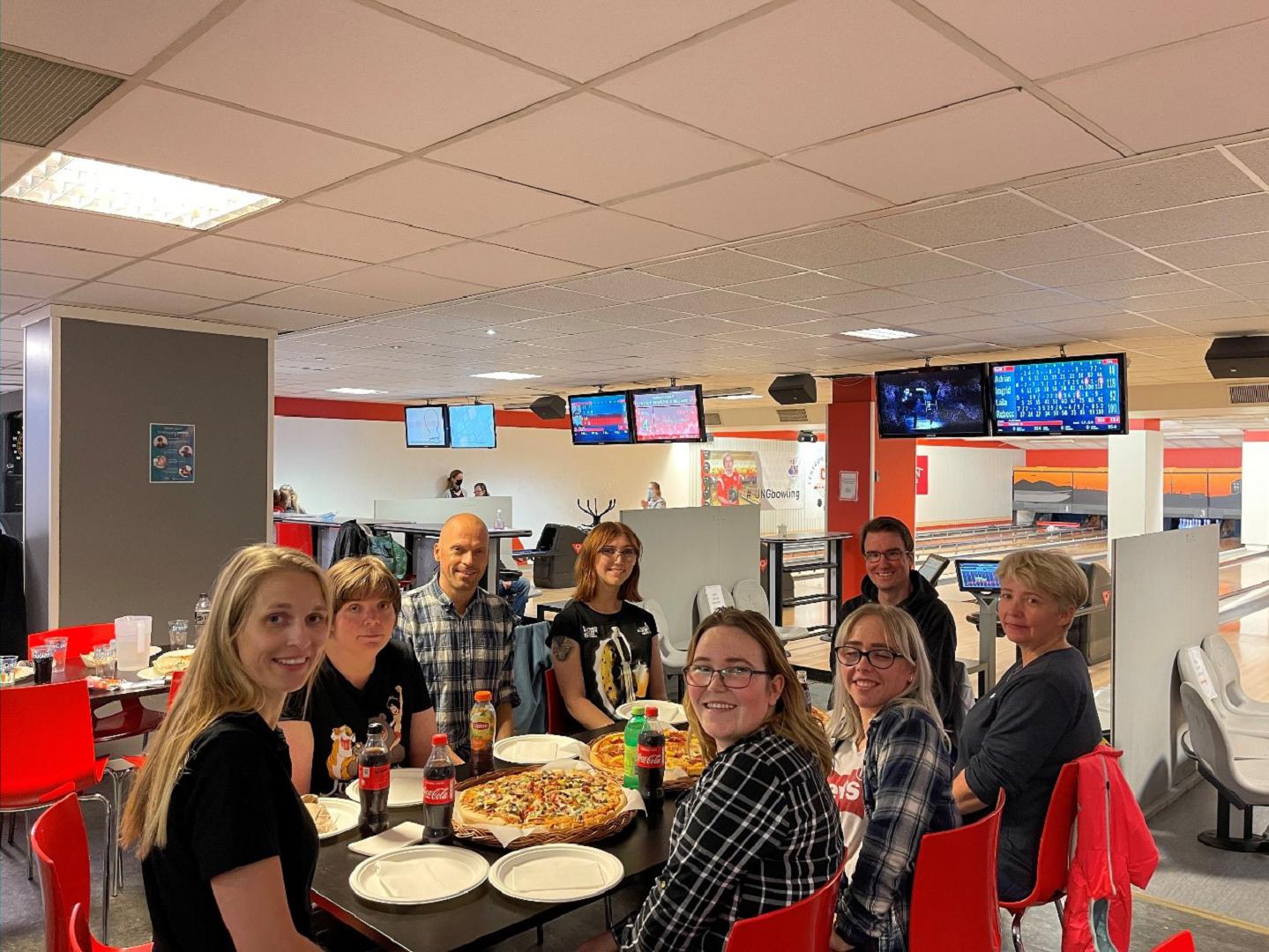 Første sosiale samling i Trondheim med bowling og pizza. Foto: Rebecca Perez